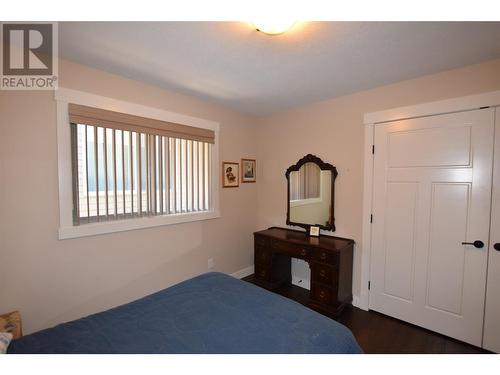 494 Kingfisher Avenue, Vernon, BC - Indoor Photo Showing Bedroom