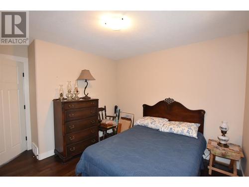 494 Kingfisher Avenue, Vernon, BC - Indoor Photo Showing Bedroom