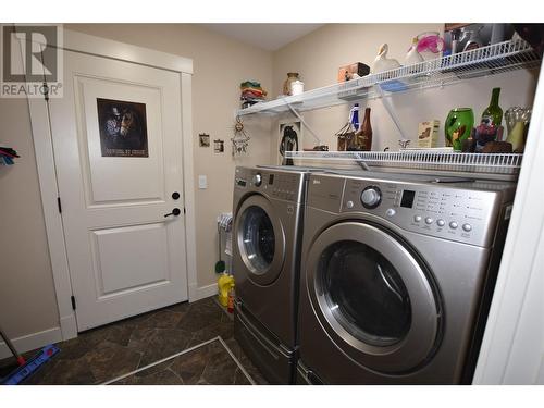 494 Kingfisher Avenue, Vernon, BC - Indoor Photo Showing Laundry Room