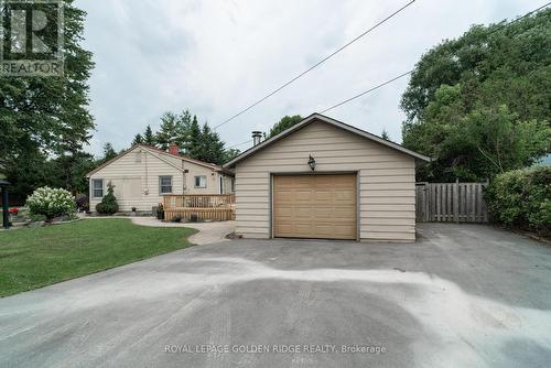 19 Lake Drive N, Georgina, ON - Outdoor