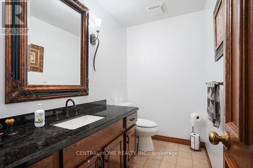 1312 Corley Drive N, London, ON - Indoor Photo Showing Bathroom