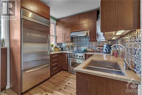 131 Rideau Terrace, Ottawa, ON - Indoor Photo Showing Kitchen With Stainless Steel Kitchen With Double Sink With Upgraded Kitchen