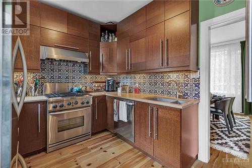 131 Rideau Terrace, Ottawa, ON - Indoor Photo Showing Kitchen With Stainless Steel Kitchen With Double Sink