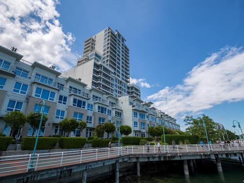 407-38 Front St, Nanaimo, BC - Outdoor With Facade