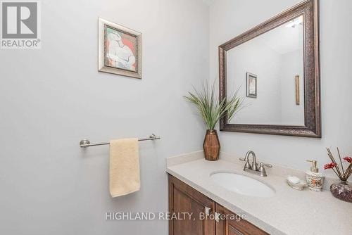 4566 Longmoor Road, Mississauga (Central Erin Mills), ON - Indoor Photo Showing Bathroom