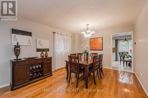 4566 Longmoor Road, Mississauga (Central Erin Mills), ON - Indoor Photo Showing Dining Room