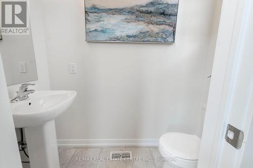 1535 Wellwood Terrace, Milton (Cobban), ON - Indoor Photo Showing Bathroom