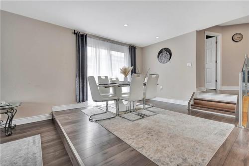 334 Templemead Drive, Hamilton, ON - Indoor Photo Showing Dining Room