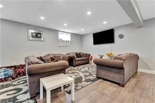 334 Templemead Drive, Hamilton, ON - Indoor Photo Showing Basement