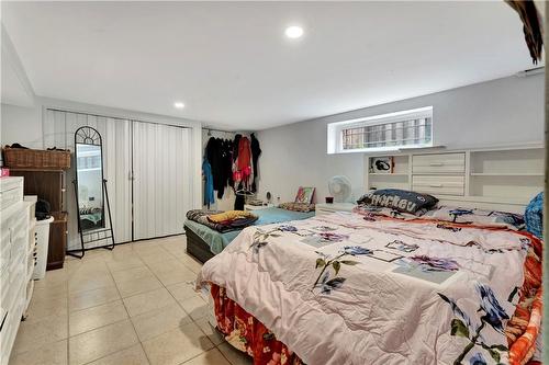 334 Templemead Drive, Hamilton, ON - Indoor Photo Showing Bedroom