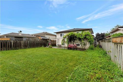 334 Templemead Drive, Hamilton, ON - Outdoor With Backyard