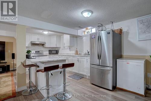 7655 Anaka Drive, Mississauga (Malton), ON - Indoor Photo Showing Kitchen