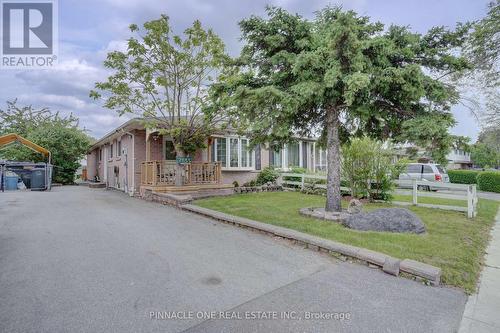 7655 Anaka Drive, Mississauga (Malton), ON - Outdoor