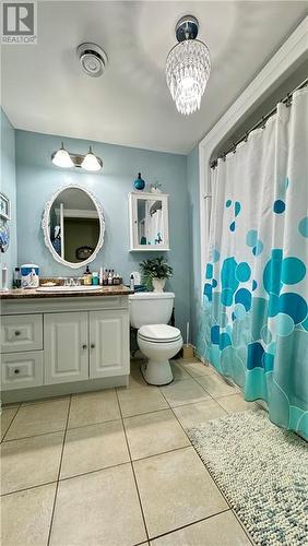 460 Maple Avenue, Pembroke, ON - Indoor Photo Showing Bathroom