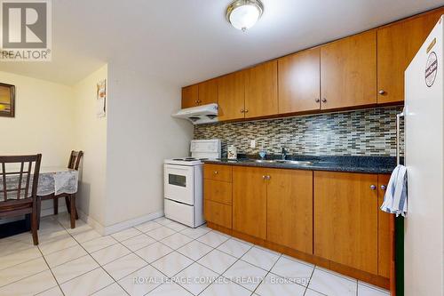 56 Greenleaf Terrace, Toronto (Malvern), ON - Indoor Photo Showing Kitchen