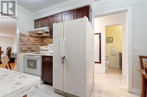 56 Greenleaf Terrace, Toronto (Malvern), ON - Indoor Photo Showing Kitchen