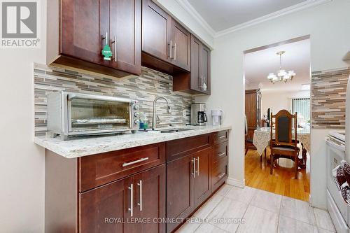 56 Greenleaf Terrace, Toronto (Malvern), ON - Indoor Photo Showing Kitchen