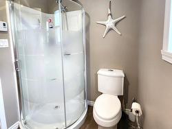 Ensuite bathroom - 