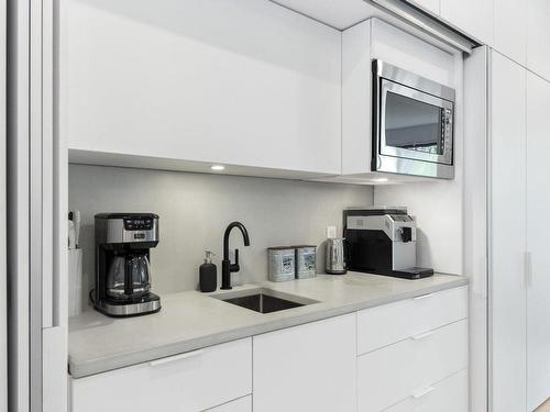 Kitchen - 3910 Rue Bannantyne, Montréal (Verdun/Île-Des-Soeurs), QC - Indoor Photo Showing Kitchen