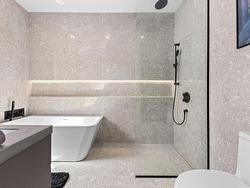 Ensuite bathroom - 