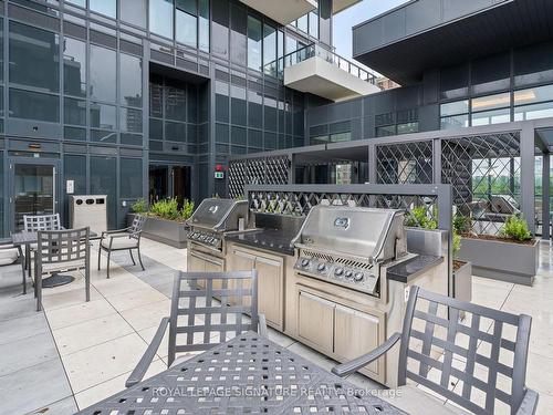 4011-30 Inn On The Park Dr, Toronto, ON - Outdoor With Balcony