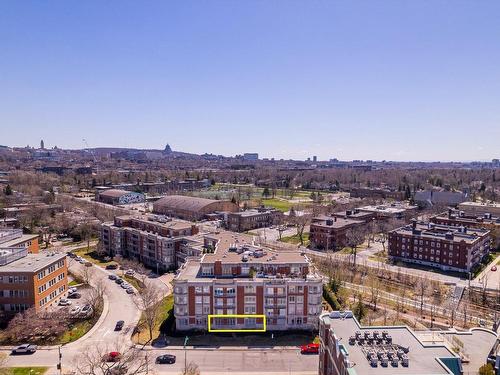 Aerial photo - 112-1400 Crois. Merit, Mont-Royal, QC - Outdoor With View