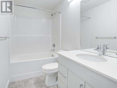 401-1880 Hugh Allan Drive, Kamloops, BC - Indoor Photo Showing Bathroom