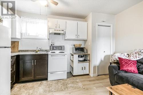 296 Secord Street, Espanola, ON - Indoor Photo Showing Kitchen