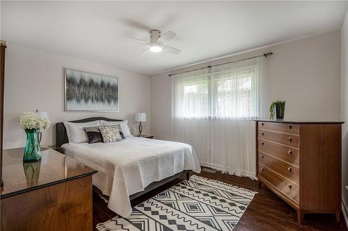 30 Rosewood Avenue, Welland, ON - Indoor Photo Showing Bedroom