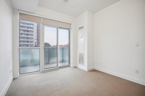 55 Speers Road|Unit #212, Oakville, ON - Indoor Photo Showing Other Room