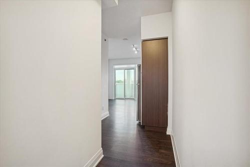 55 Speers Road|Unit #212, Oakville, ON - Indoor Photo Showing Other Room