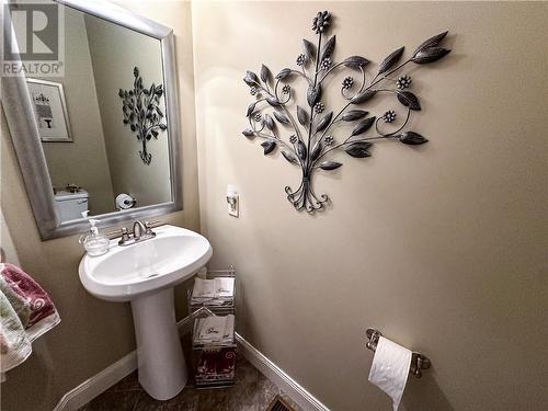 11 Lefay Court, Moncton, NB - Indoor Photo Showing Bathroom