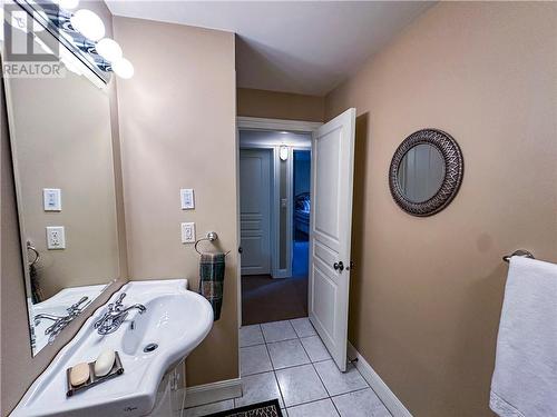 11 Lefay Court, Moncton, NB - Indoor Photo Showing Bathroom