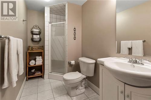 11 Lefay Court, Moncton, NB - Indoor Photo Showing Bathroom