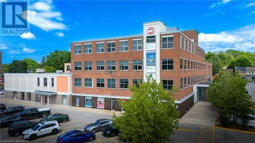 Professional Building with commercial and residential units - 945 3Rd Avenue East Unit# 313, Owen Sound, ON - Outdoor