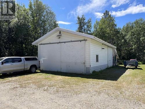 3360 Richland Close Road, Quesnel, BC - Outdoor With Exterior