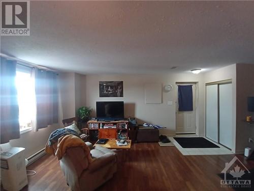 Residential Apartment - 671 Notre Dame Street, Ottawa, ON 