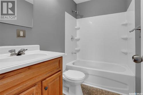 400 Osler Street, Regina, SK - Indoor Photo Showing Bathroom