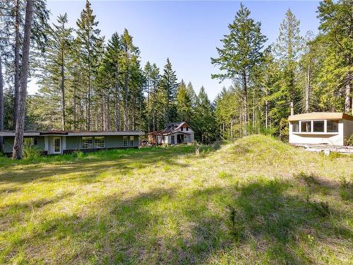 584 Rainbow Rd, Salt Spring, BC 