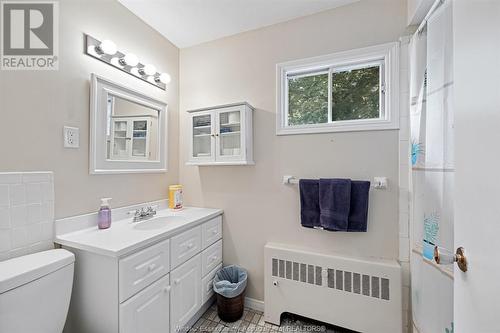 1359 Front Road South, Amherstburg, ON - Indoor Photo Showing Bathroom