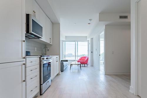 2450 Old Bronte Road|Unit #213, Oakville, ON - Indoor Photo Showing Kitchen