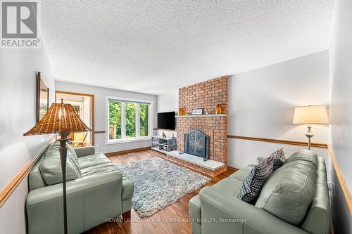 48 Lanewood Drive, Aurora (Hills Of St Andrew), ON - Indoor Photo Showing Living Room With Fireplace