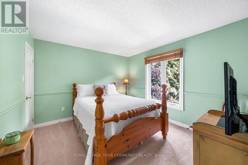 48 Lanewood Drive, Aurora (Hills Of St Andrew), ON - Indoor Photo Showing Bedroom