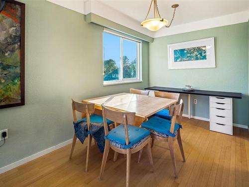 205-1270 Beach Dr, Oak Bay, BC - Indoor Photo Showing Dining Room