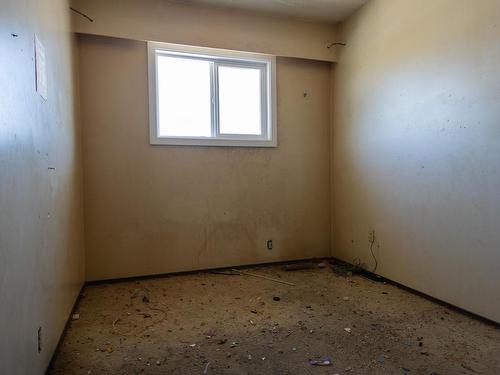 10-800 Southill Street, Kamloops, BC - Indoor Photo Showing Other Room