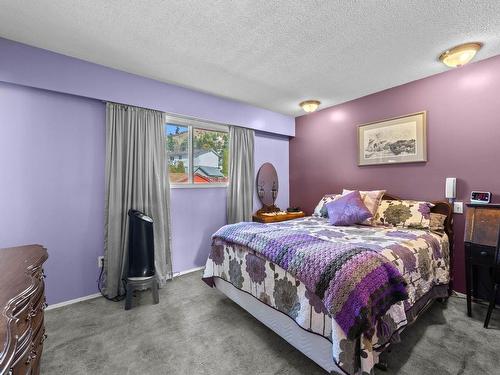 1512 Mt Dufferin Cres, Kamloops, BC - Indoor Photo Showing Bedroom