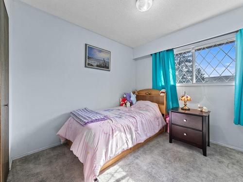 1512 Mt Dufferin Cres, Kamloops, BC - Indoor Photo Showing Bedroom