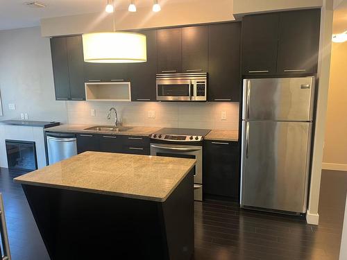 1205-1000 Talasa Way, Kamloops, BC - Indoor Photo Showing Kitchen With Stainless Steel Kitchen With Upgraded Kitchen