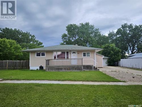 222 Aldridge Street, Bienfait, SK - Outdoor With Deck Patio Veranda