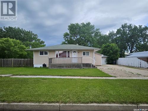 222 Aldridge Street, Bienfait, SK - Outdoor With Deck Patio Veranda